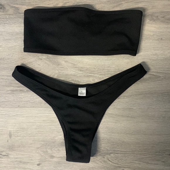 SHEIN Other - Strapless Ribbed Bikini